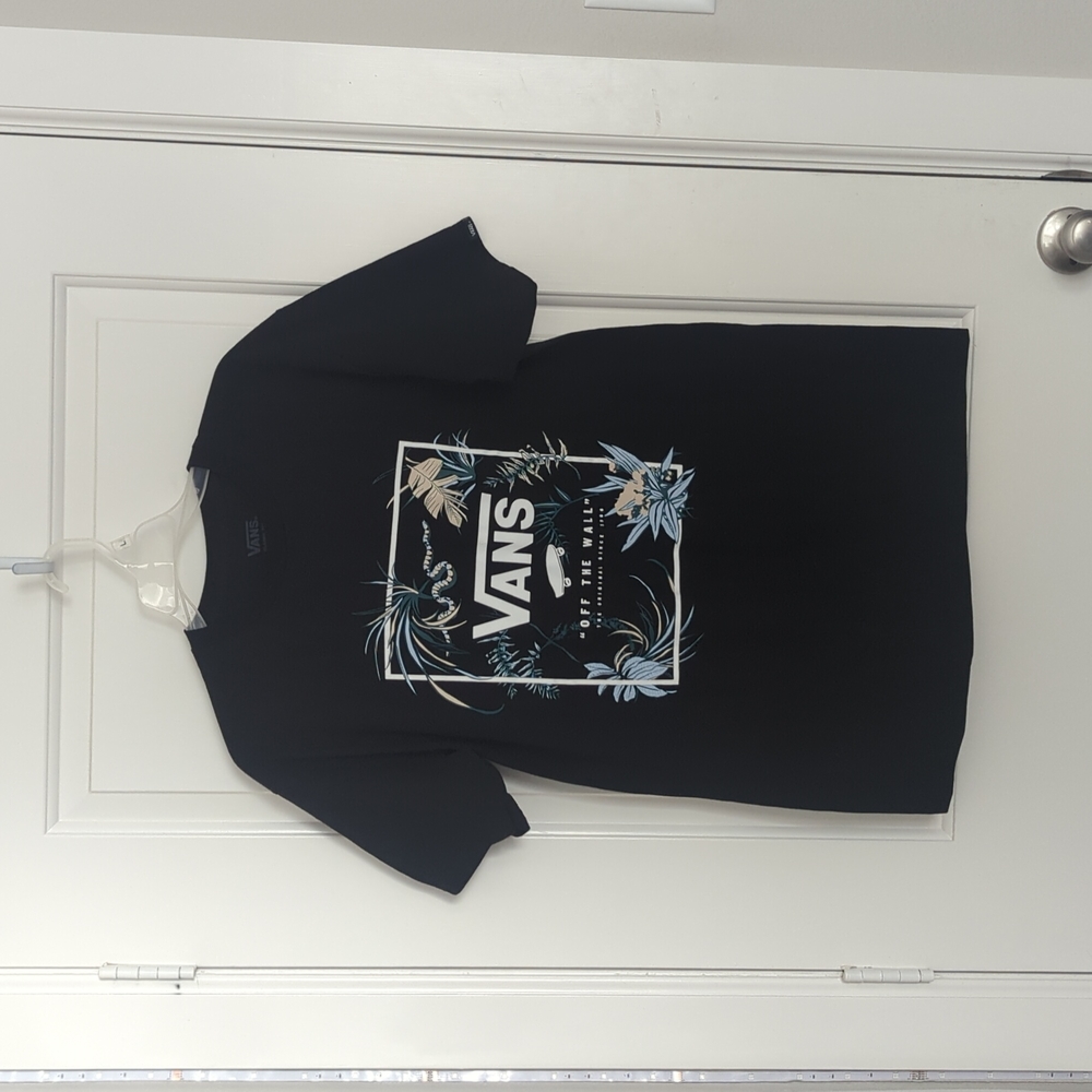 Black Flower Pattern Van's T-shirt
